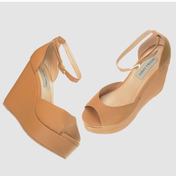 Ref 087 Plataformas de 11 cm - Valor $240.000 COP Ref 087 Plataformas de 11 cm - Valor $240.000 COP
